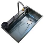 Multifunkčný kuchynský drez, 68 × 45 cm – s integrovanou oplachovačkou pohárov, otočná o 360°, vysúvacia batéria s vodopádovou funkciou Multifunkčný kuchynský drez, 68 × 45 cm – s integrovanou oplachovačkou pohárov, otočná o 360°, vysúvacia batéria s vodopádovou funkciou