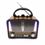   Retro Bluetooth rádio s LED svetlom a praktickou zabaudovanou baterkou